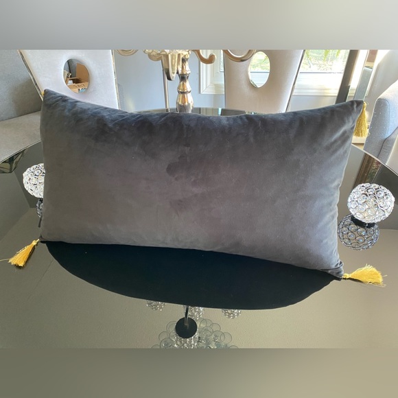 Ouija cushion like new - Picture 3 of 12